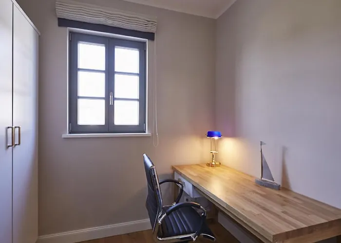 펜션 Reetland Am - Luxus Reetdachvilla Mit 3 Schlafzimmern, Sauna Und Kamin E27 *